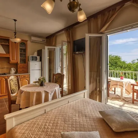 Helena Mit Entspannung Im Whirlpool By Interhome Appartement