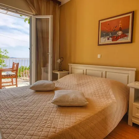 Appartement Helena Mit Entspannung Im Whirlpool By Interhome Mlini