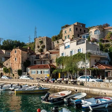 Helena Mit Entspannung Im Whirlpool By Interhome *