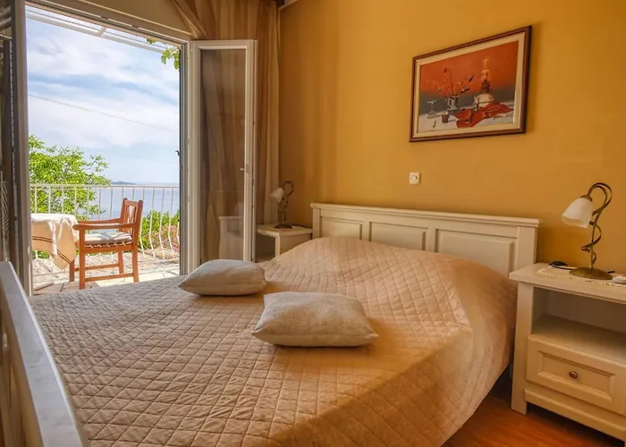 Appartement Helena Mit Entspannung Im Whirlpool By Interhome Mlini